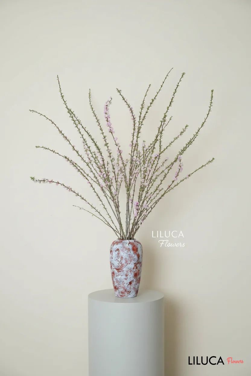 Bình hoa đào hồng Spring Whisper