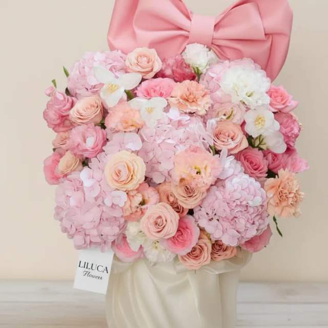 Box cẩm tú cầu Candy hồng size M